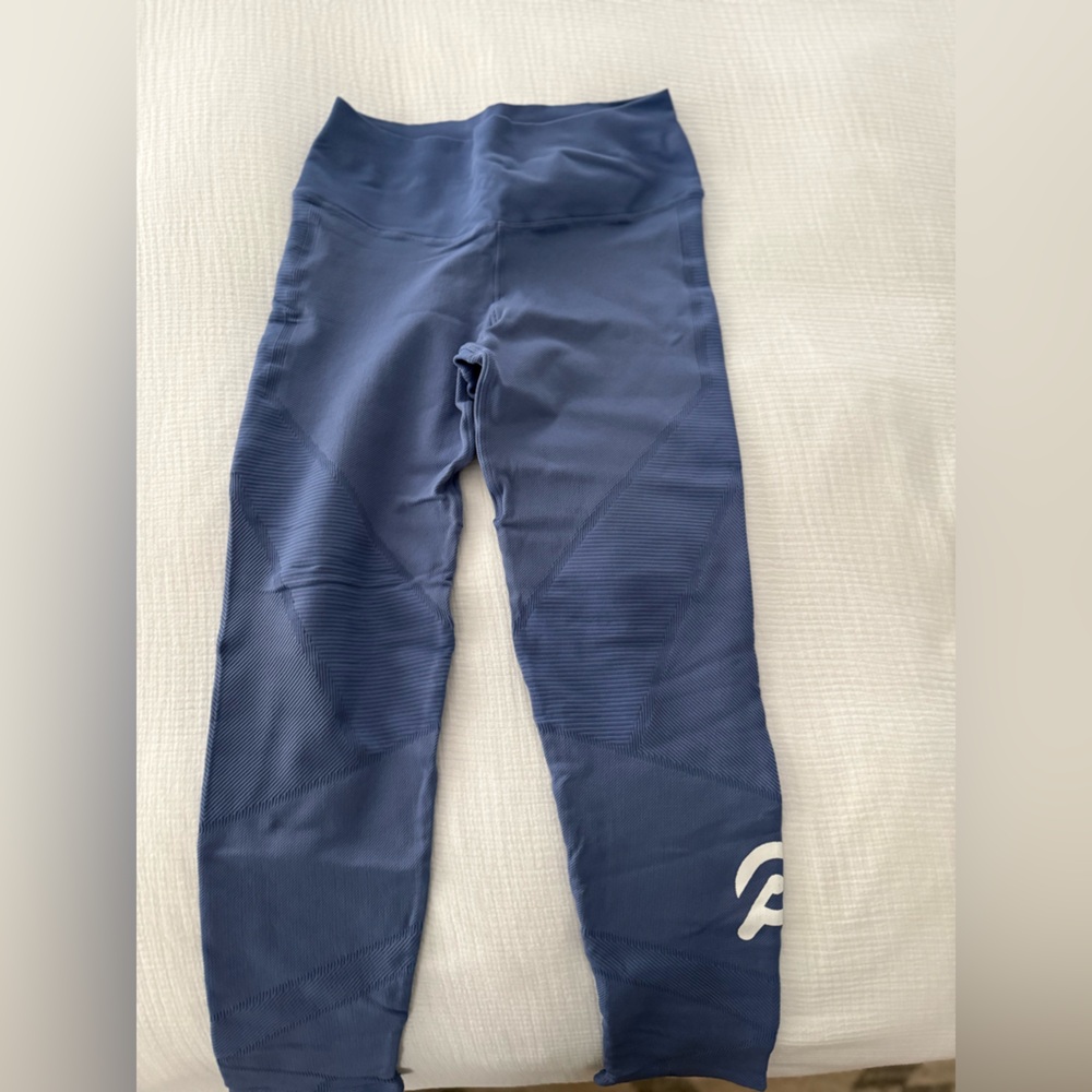 Peloton Festive Blue Shapeshifter Legging